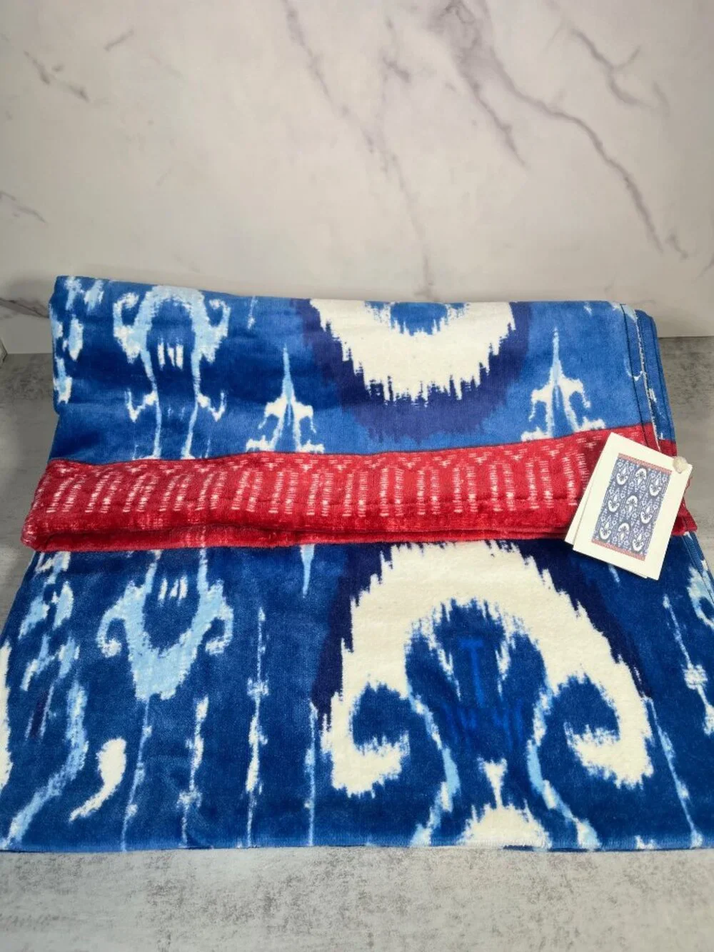 John Robshaw Vaya Indigo Ikat Print Beach Towel - NEW